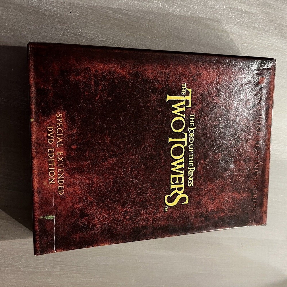The Lord of the Rings: The Two Towers (DVD, 2003, 4-Disc Set, Platinum Series...